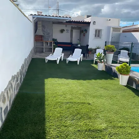 Casa Francisco * קוניל דה לה פרונטרה