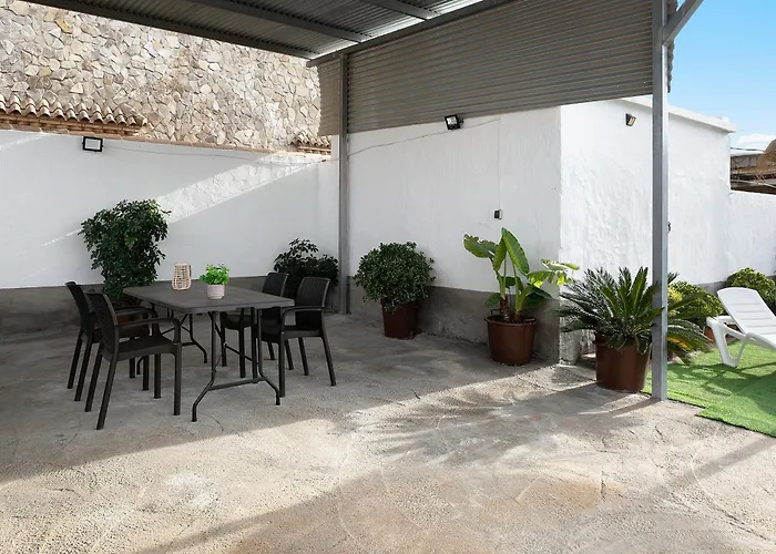 Casa Francisco * קוניל דה לה פרונטרה